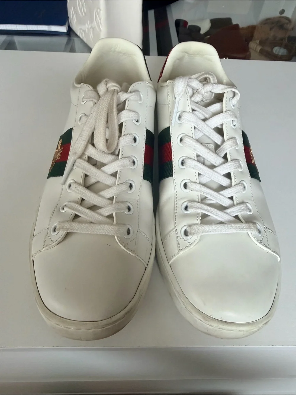 Gucci classic leather